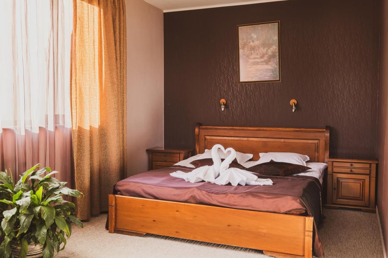 Хотел Том И Нези Класик Velingrad Eksteriør bilde