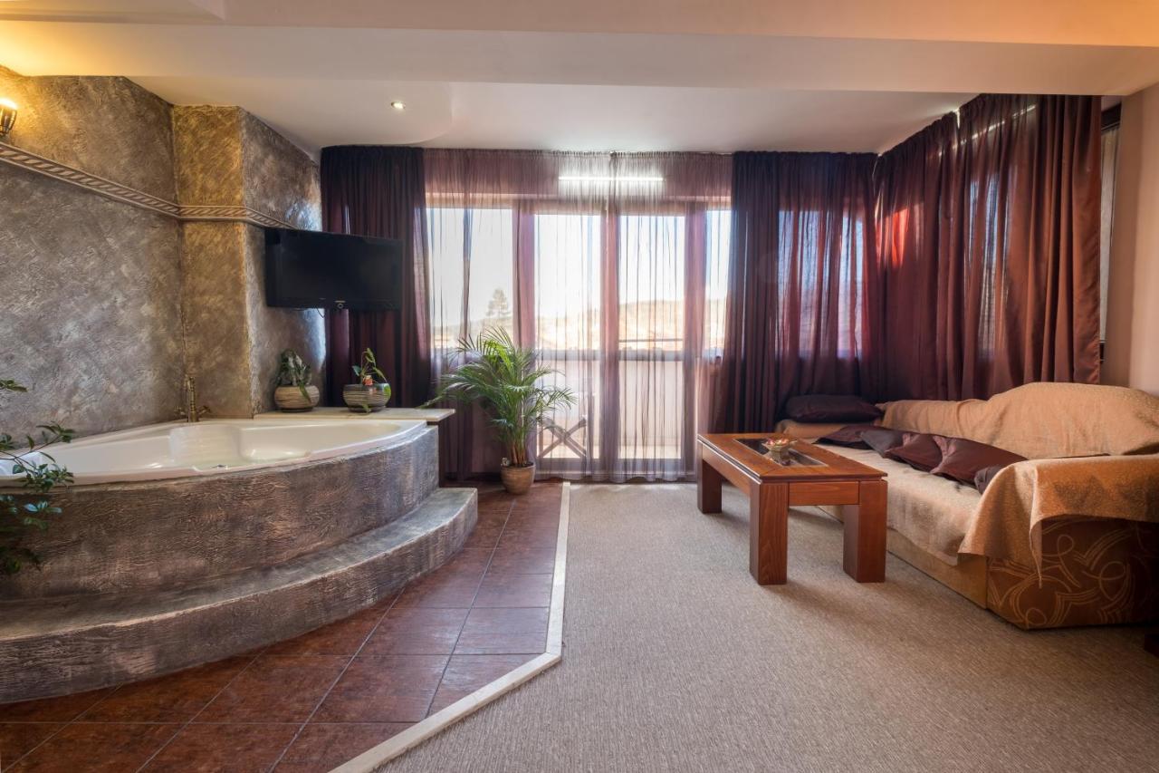 Хотел Том И Нези Класик Velingrad Eksteriør bilde